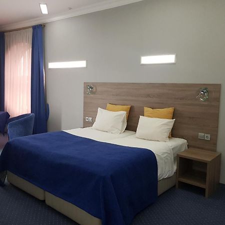 Platinum Hotel Zaporizhia Extérieur photo