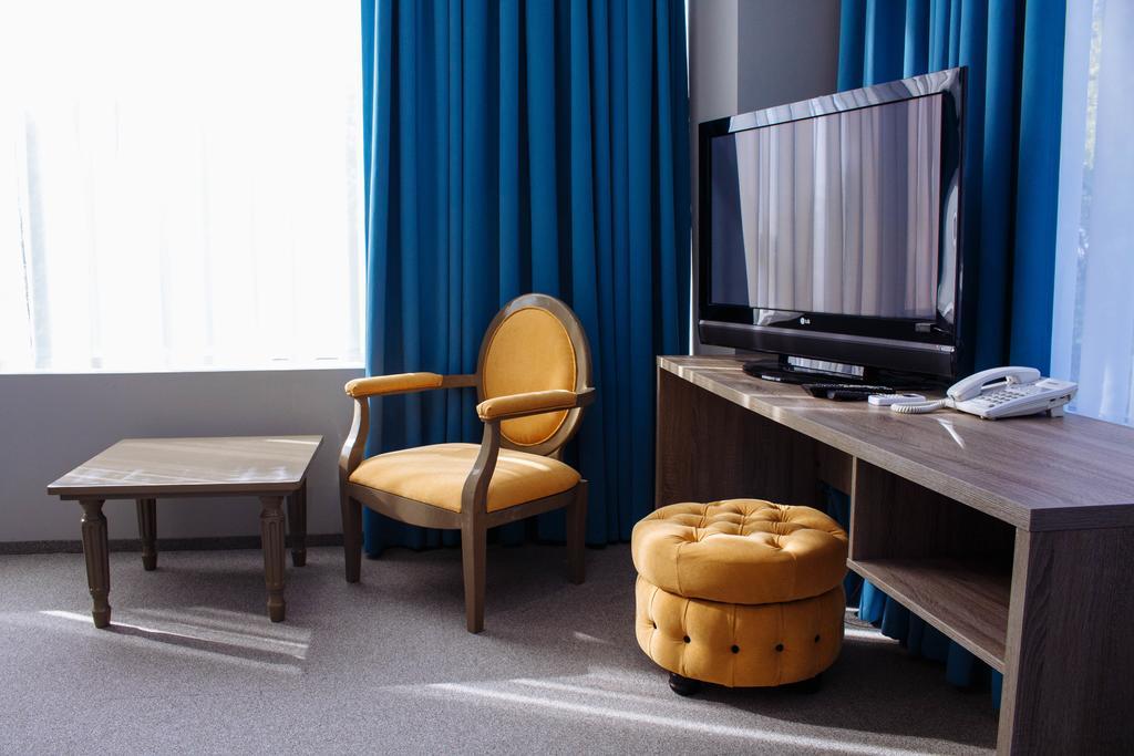 Platinum Hotel Zaporizhia Extérieur photo