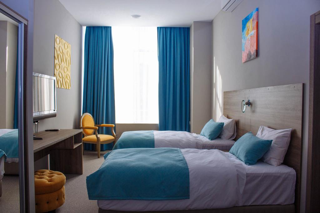 Platinum Hotel Zaporizhia Extérieur photo