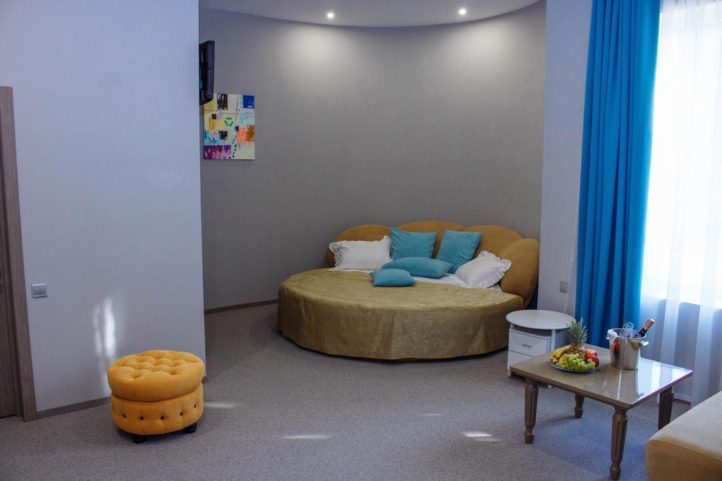 Platinum Hotel Zaporizhia Extérieur photo