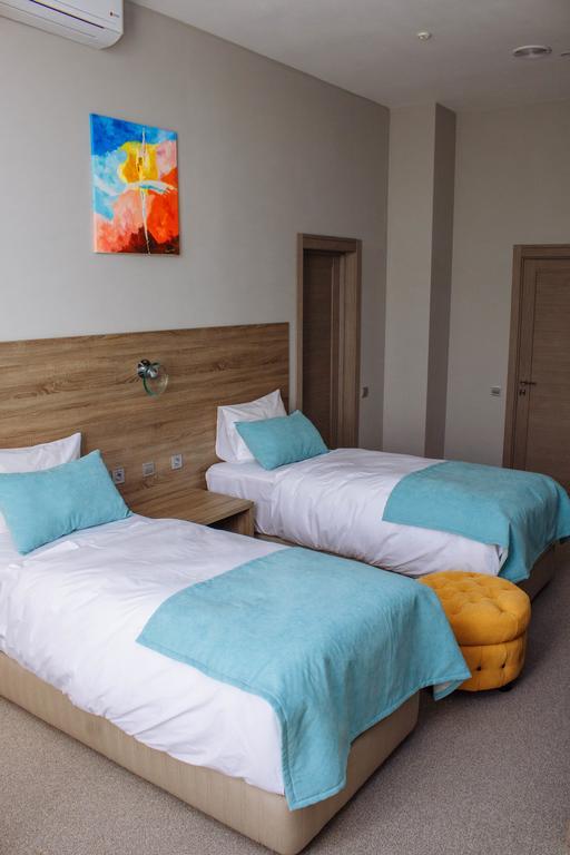 Platinum Hotel Zaporizhia Extérieur photo