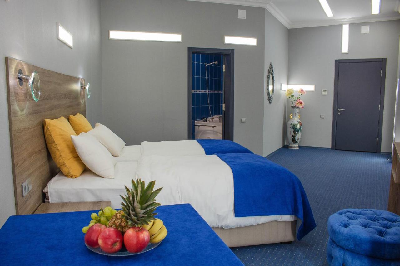 Platinum Hotel Zaporizhia Extérieur photo