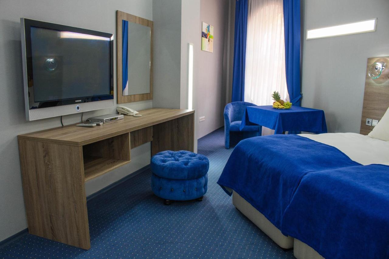 Platinum Hotel Zaporizhia Extérieur photo